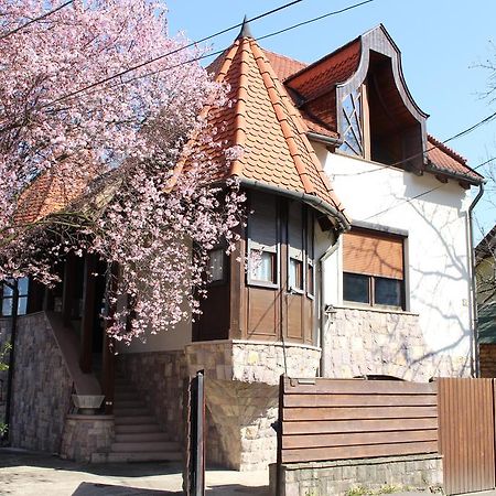 Hotel Tulipan Vendeghaz Miszkolc Pokój zdjęcie